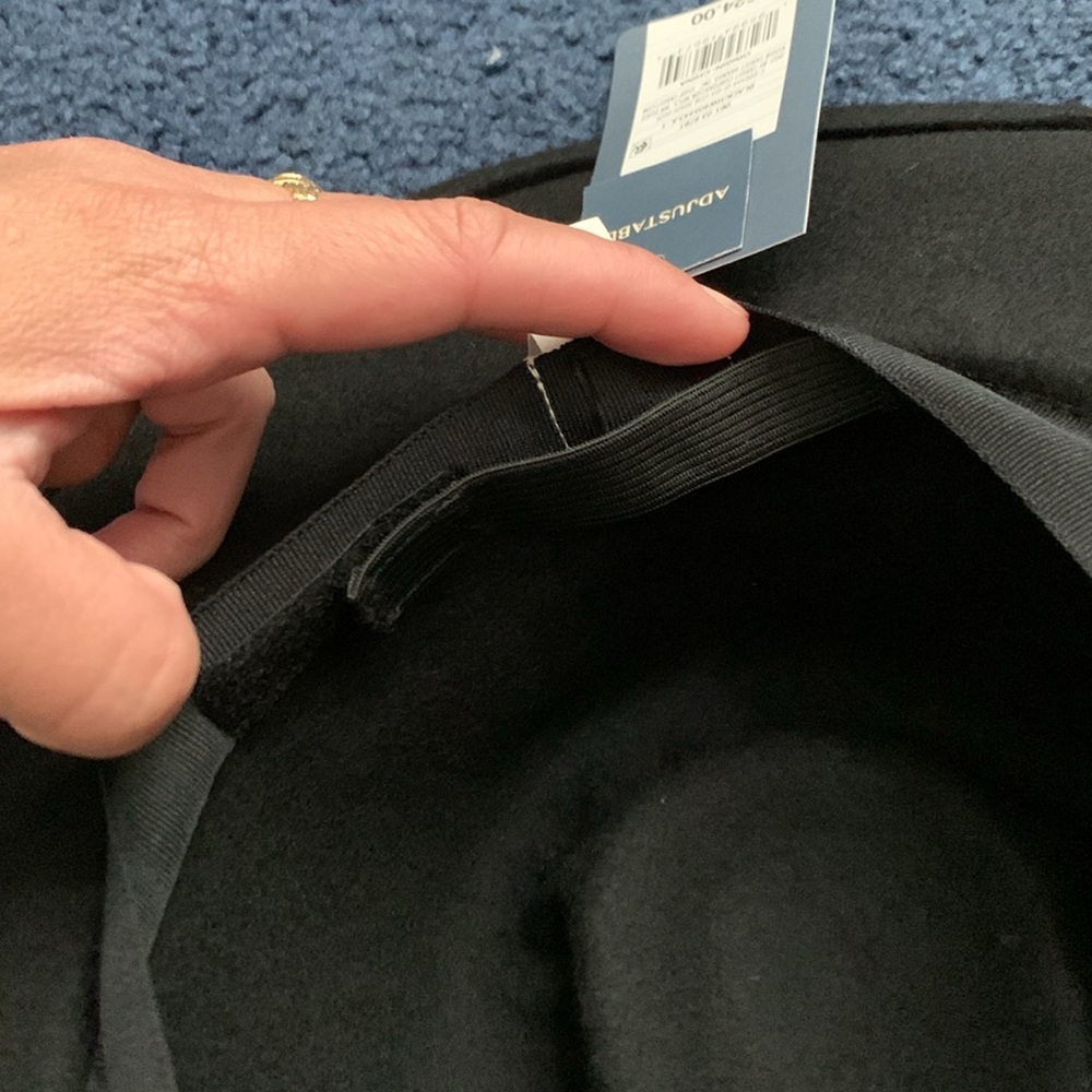 Universal Thread Hat - Picture 9 of 9